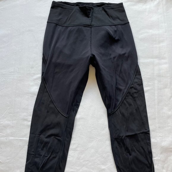 Women’s / Teen’s Athleta Black Leggings size M - Picture 3 of 9
